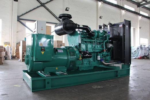 城厢320kw康明斯柴油发电车出租组图片 城厢320kw康明斯柴油发电车出租组图片